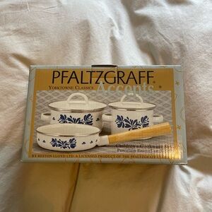 Pfaltzgraff Yorktown Children’s Cookware Set 3 pc Porcelain Enamel on Steel NWT